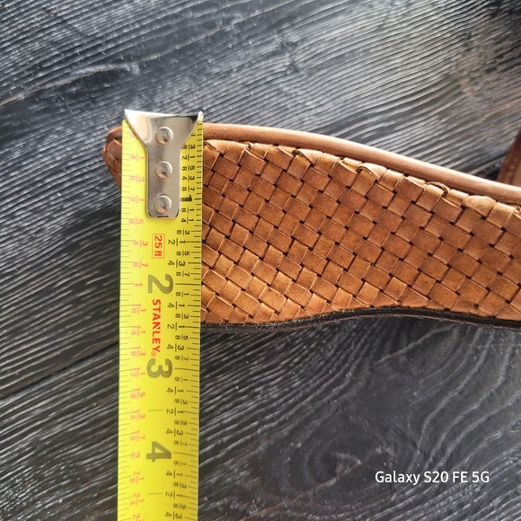 STUART WEITZMAN Designer size 7 leather cognac colored sandals. - Picture 5 of 16